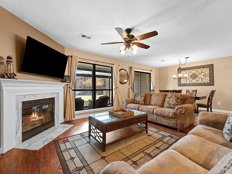 160 Mulligan Ln #3 — Photo 11