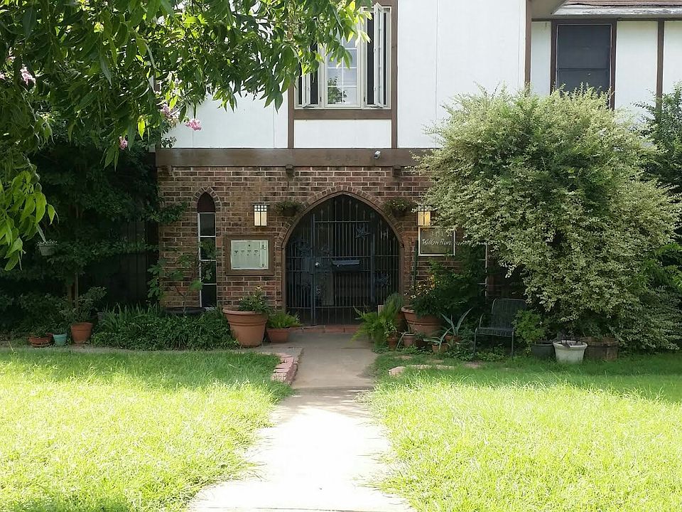 2nd image of 3431 Willowrun Dr APT C