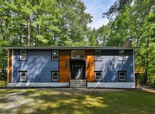 21 Hillcrest Rd, Concord, MA 01742