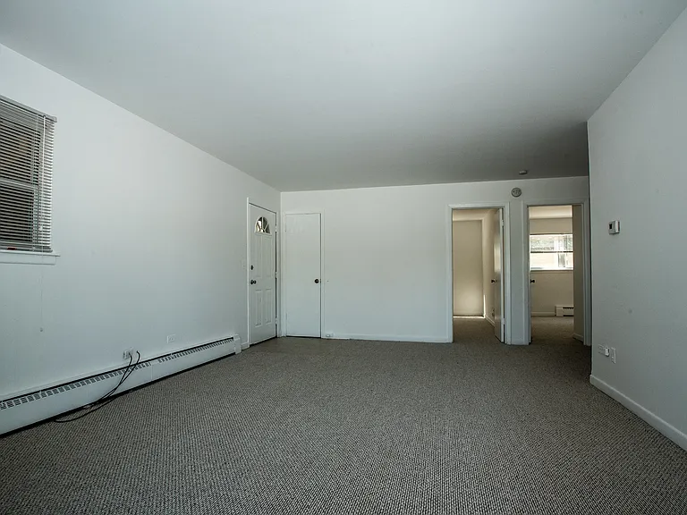 RiverWalk Apartments — Photo 21
