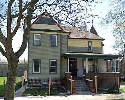 6653 S Yale Ave