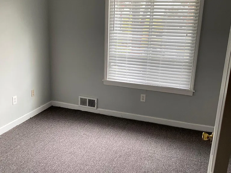 623 Mount Vernon St — Photo 13