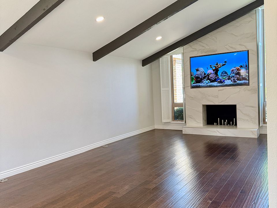 1st image of 7849 E Crestwood Way