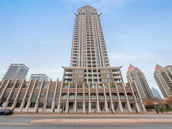 388 Prince Of Wales Dr, Mississauga, ON