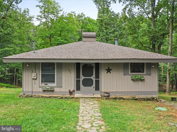 127 Susquehanna Trl, Hedgesville, WV 25427