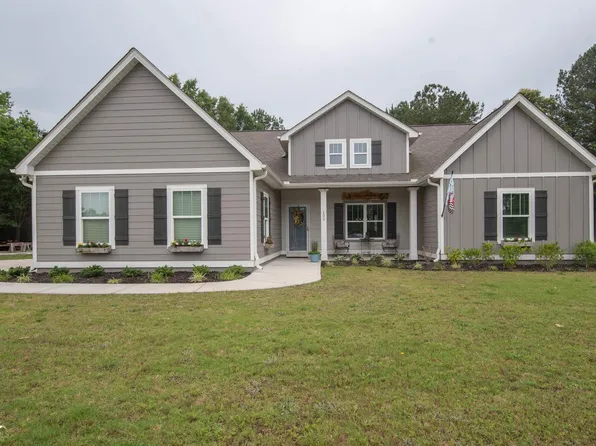 100 Courtland Rd, Brooks, GA 30205