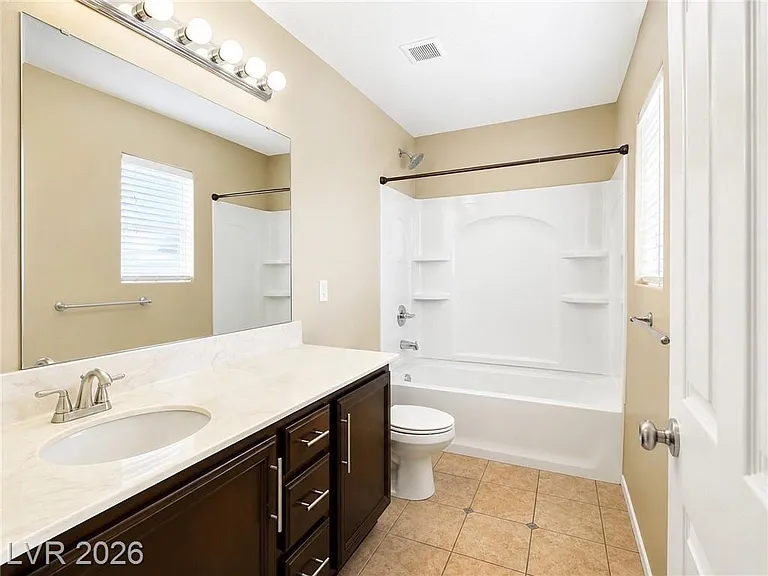 750 Iron Bridge St — Photo 7