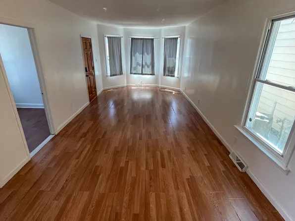 1007 Strong St Floor 1, Schenectady, NY 12307