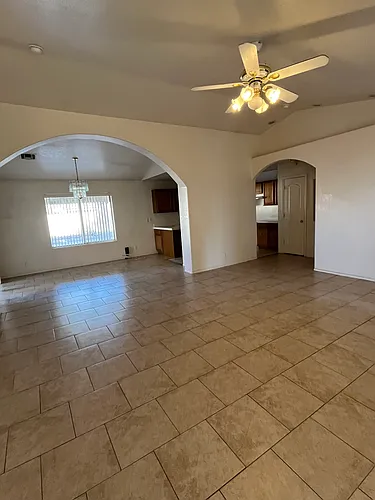 15261 S Cherry Hills Dr Photo 1