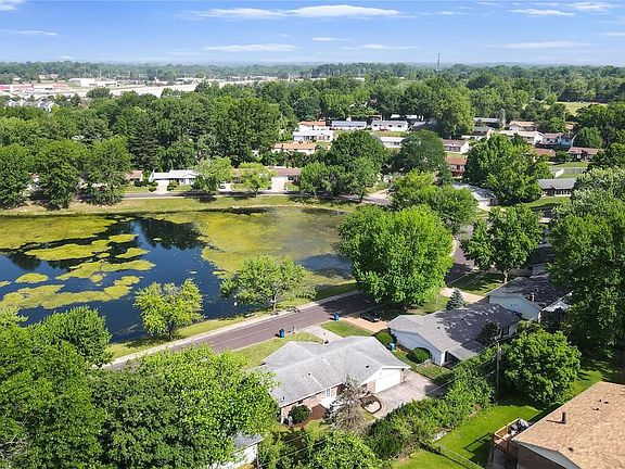 3rd image of 11940 Hidden Lake Dr
