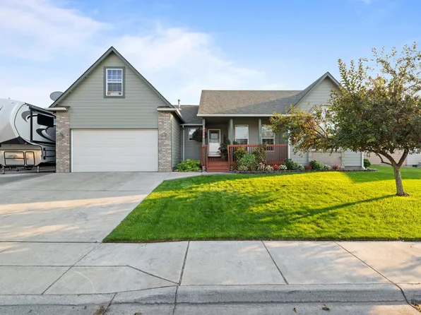 990 E Hurlburt Ave, Hermiston, OR 97838