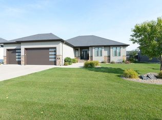436 35th Ave E, West Fargo, ND 58078
