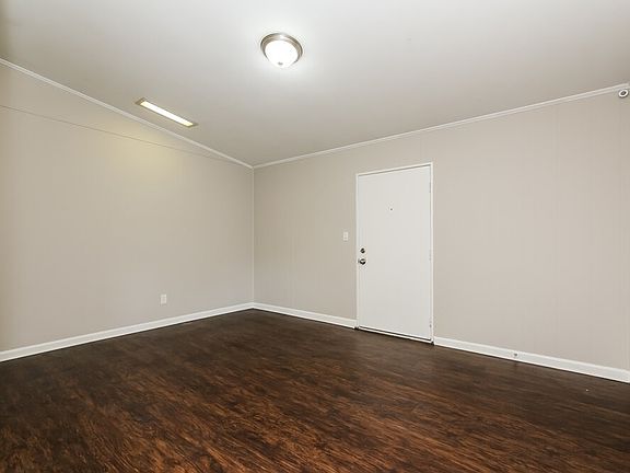 5th image of 2202 Leon Rd