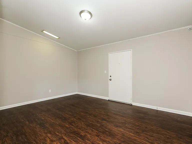 2202 Leon Rd — Photo 5