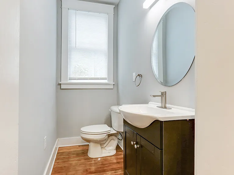 421 Chimborazo Blvd — Photo 11