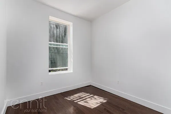 Rented by Rennit Inc. | media 12