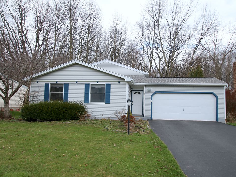 1st image of 36 Meadowlark Dr