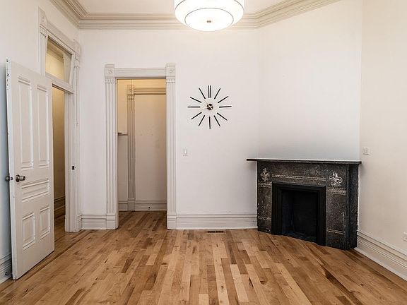 Dining room/bedroom