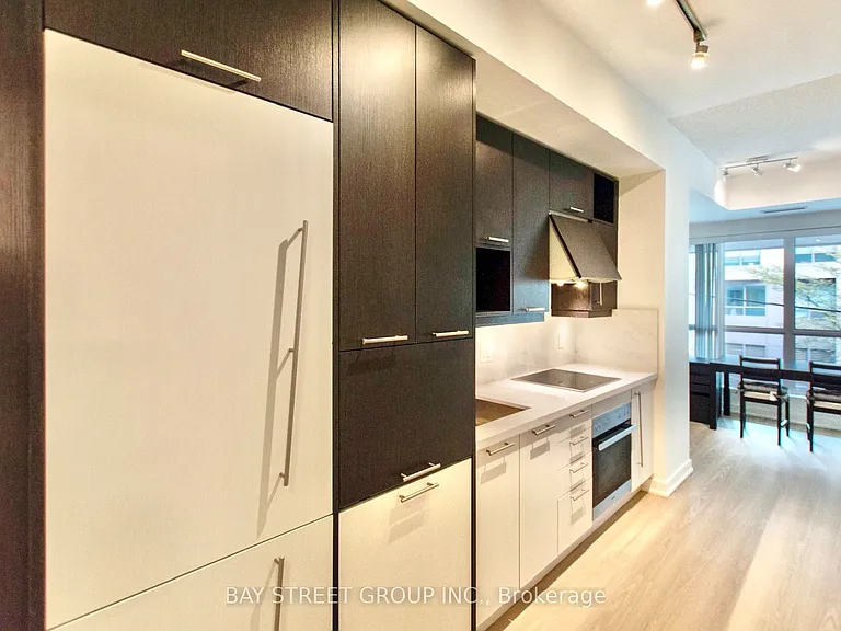 199 Richmond St W #203 — Photo 19