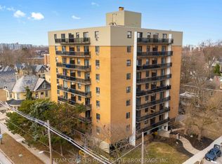 498 Queens Ave #906, London, ON N6B 3K9