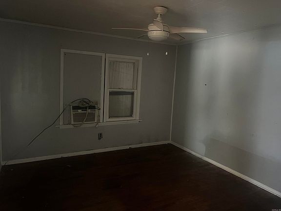 5th image of 1206 S Grand Ave