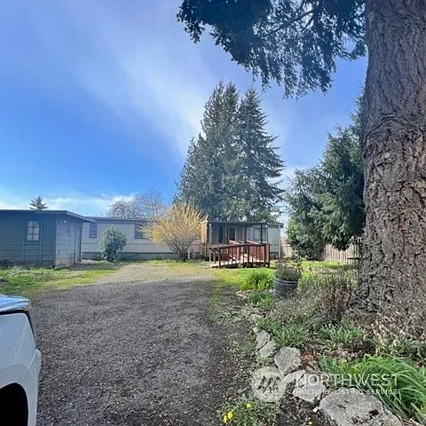 833 Nisqually Park Drive SE photo 1