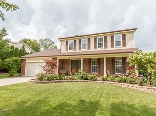 1818 Newport Rd, Downers Grove, IL 60516