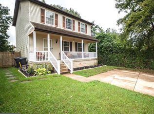 6105 Lee Pl, Capitol Heights, MD 20743