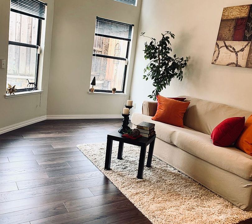 1st image of 4777 La Cresta Way