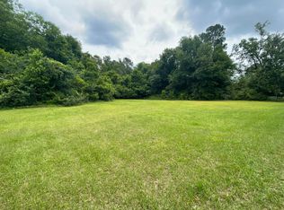 Windham St, Summerton, SC 29148