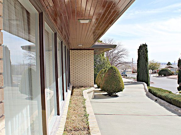 3rd image of 2731 Fillmore Ave