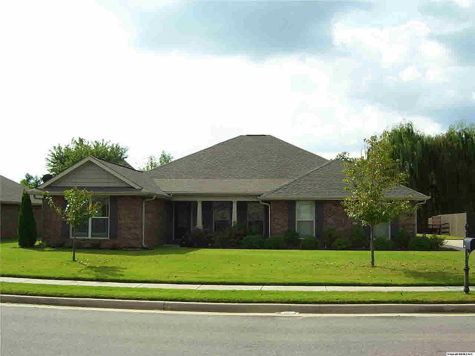 1st image of 616 Summer Cove Cir NW