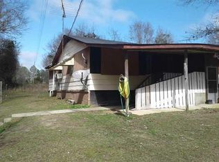 135 F D Holm Rd, Mc Intosh, AL 36553