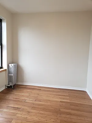 Rented by MCR Realty | media 3