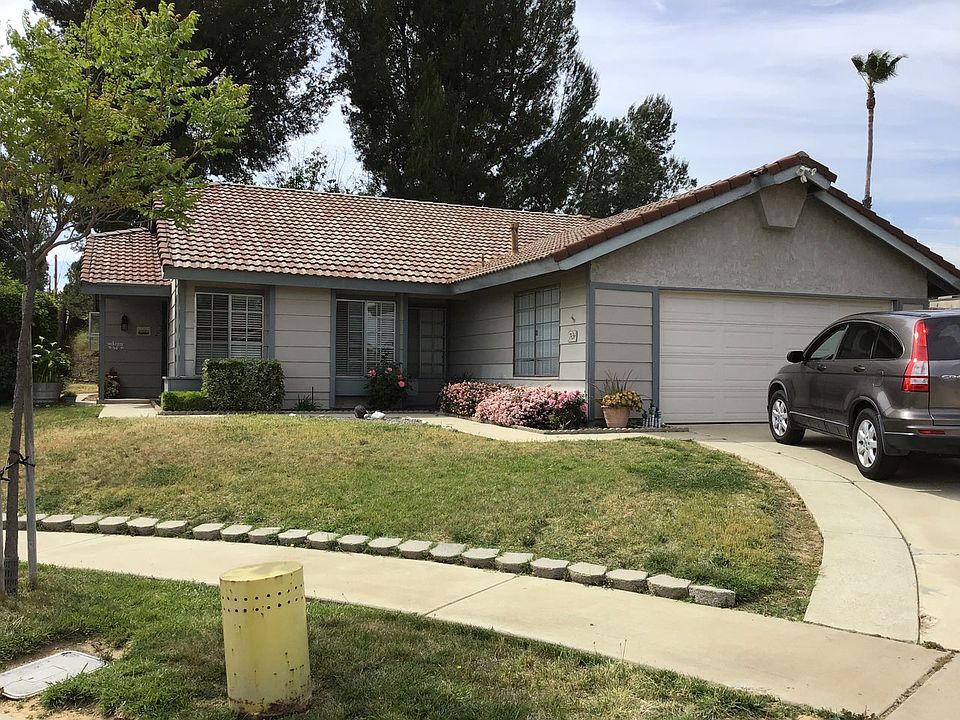 2nd image of 7434 Spinel Ave