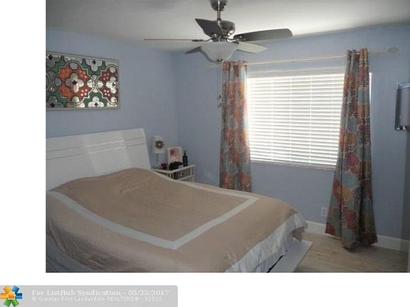 5th image of 4433 SW 11th Pl #4433