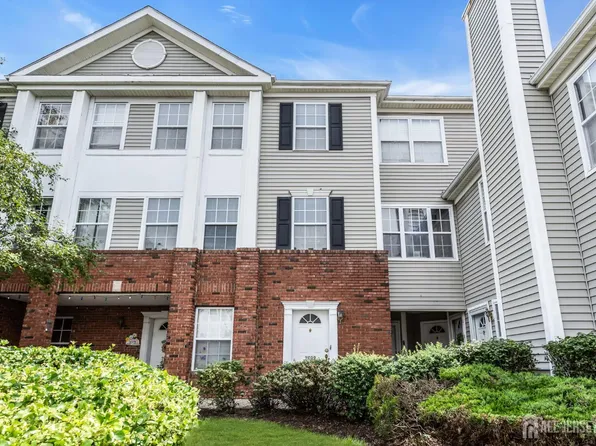 2609 Ridgeview Ct, Parlin, NJ 08859