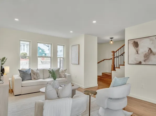 56 Riverview St, Dedham, MA 02026