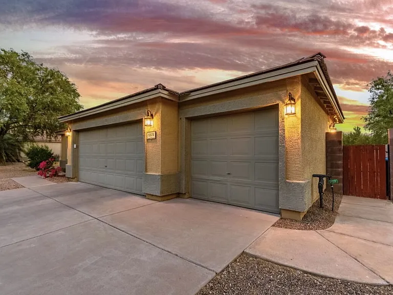 13578 E Hampden Green Way — Photo 7