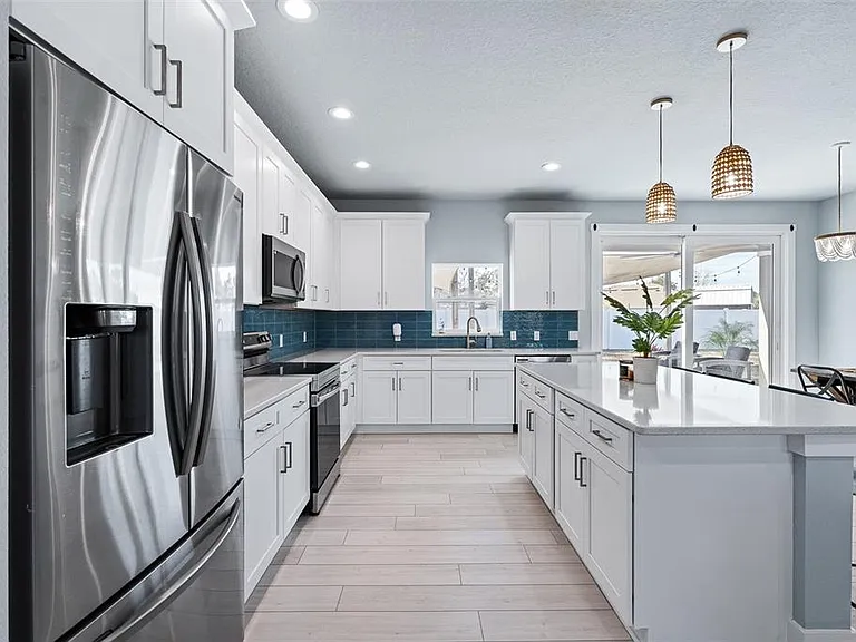 13 Lemay Pl — Photo 17