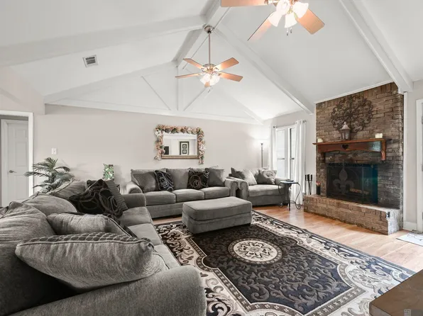 120 Lakewood Ave, Denham Springs, LA 70726