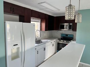 2180 Proctor Rd, Sarasota, FL 34231