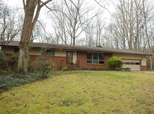 107 Newcrest Ln, Oak Ridge, TN 37830