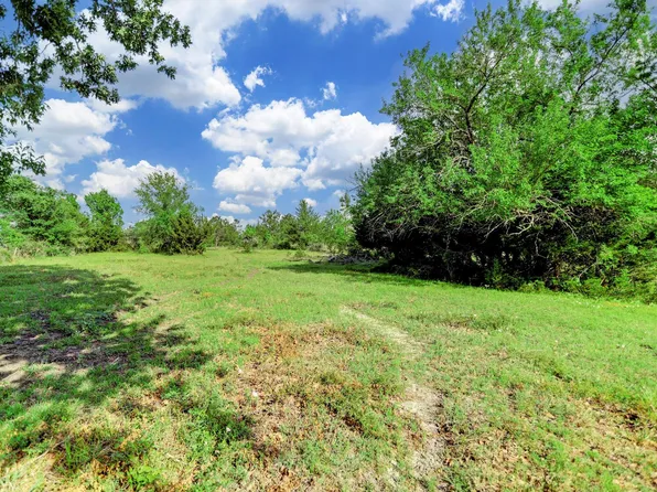 7198 County Road 208, Navasota, TX 77868