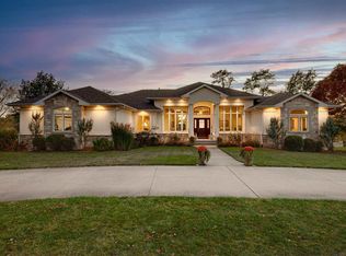 3809 Stoney Pointe Ln NE, North Liberty, IA 52317