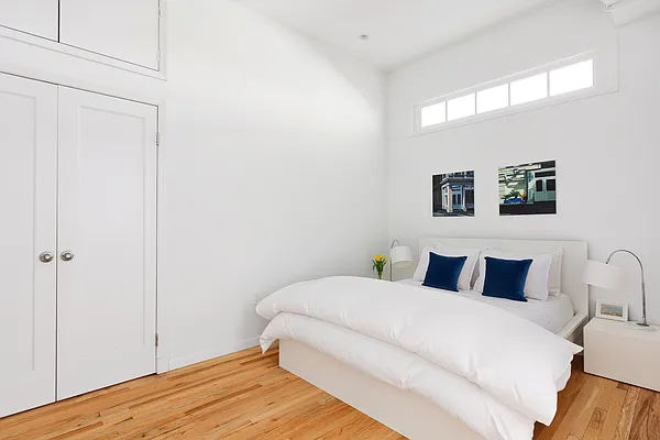 Sold by Compass | media 7