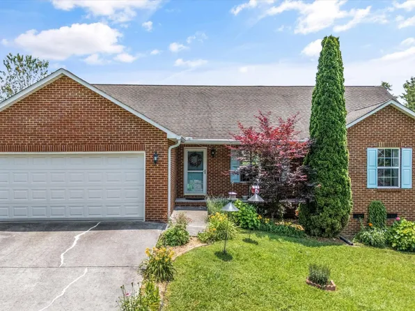 1122 Fox Ridge Dr, Powell, TN 37849