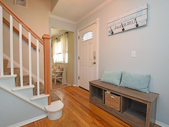 4th image of 2267 Fairgreen Dr