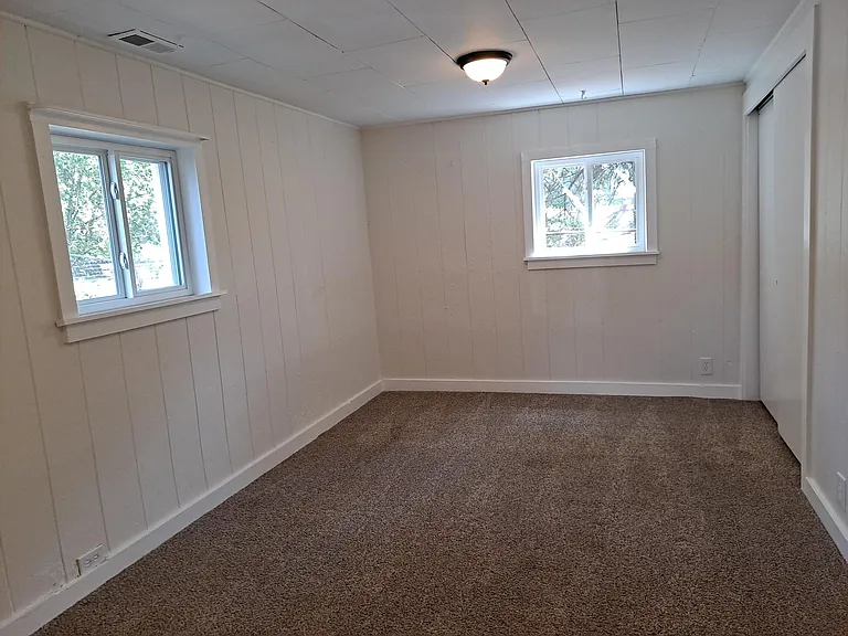 23 Dorchester Dr — Photo 3