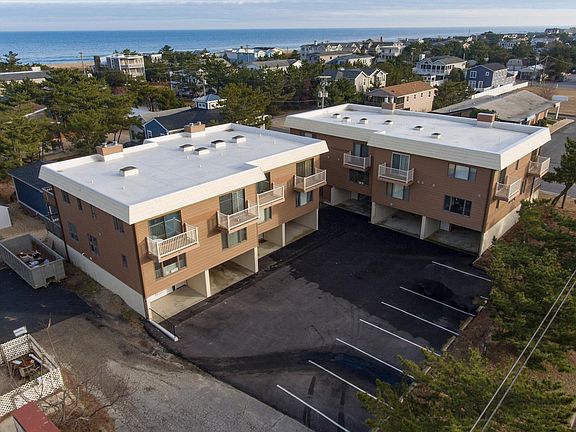 2nd image of 1205 Coastal Hwy #2